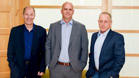 מולי רובינא ינון יוגב ואורי יוגב, צילום: כפיר סיוון